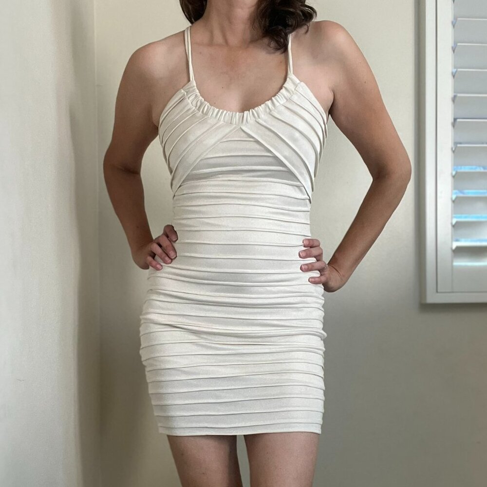 Ark & Co Cream Colored Bodycon Mini Dress, Shimmery Cream Mini Dress, Size M